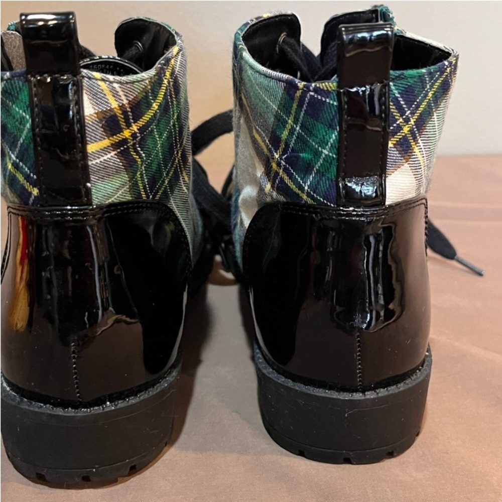 Angel Steps Boots - Picture 6 of 10